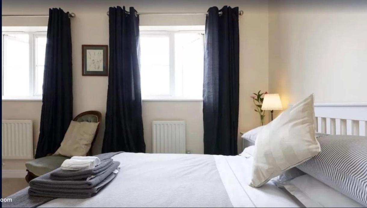 Lynbrook Guest House ลอนดอน ภายนอก รูปภาพ